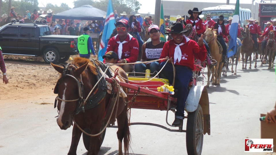 Cavalgada da Associação Cultural Sertaneja atrai 22 comitivas para Três Lagoas