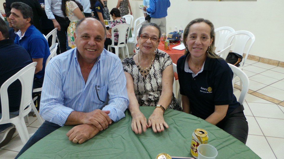 Rotary Club homenageia profissionais e a imprensa de Três Lagoas