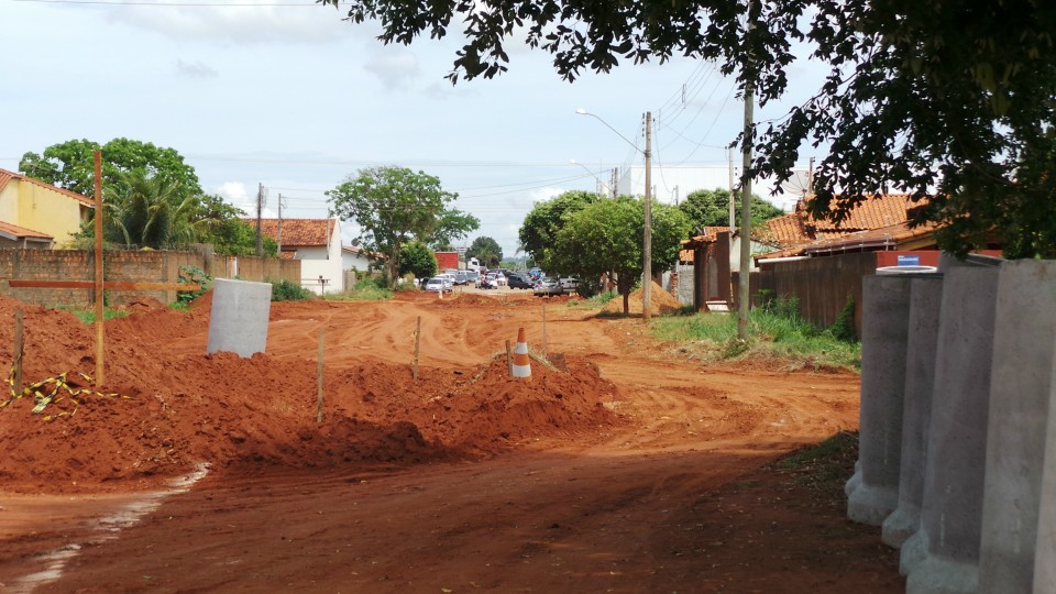 Parceria com prefeitura resolverá problema de alagamento no Vila Alegre