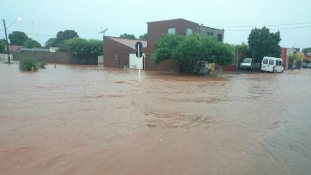 Veja mais fotos da chuva de ontem em Três Lagoas