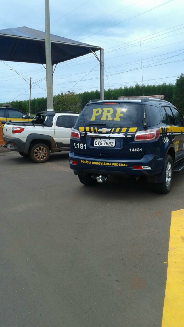 PRF recupera em Três Lagoas Fiat Strada roubada em Cuiabá
