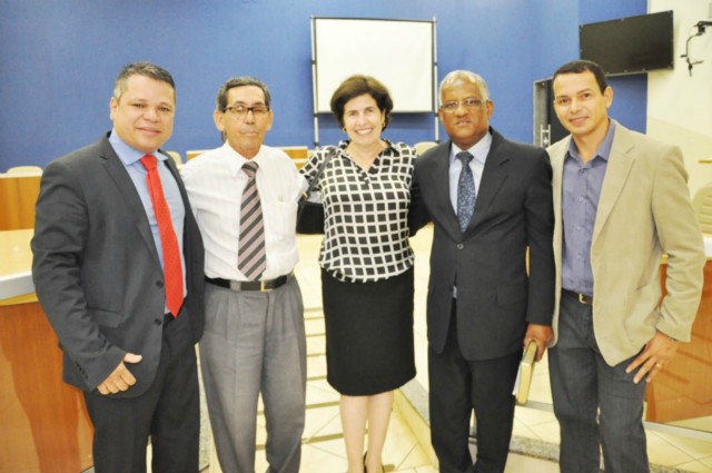 Prefeita Marcia Moura participa da posse da nova diretoria do Conselho de Pastores