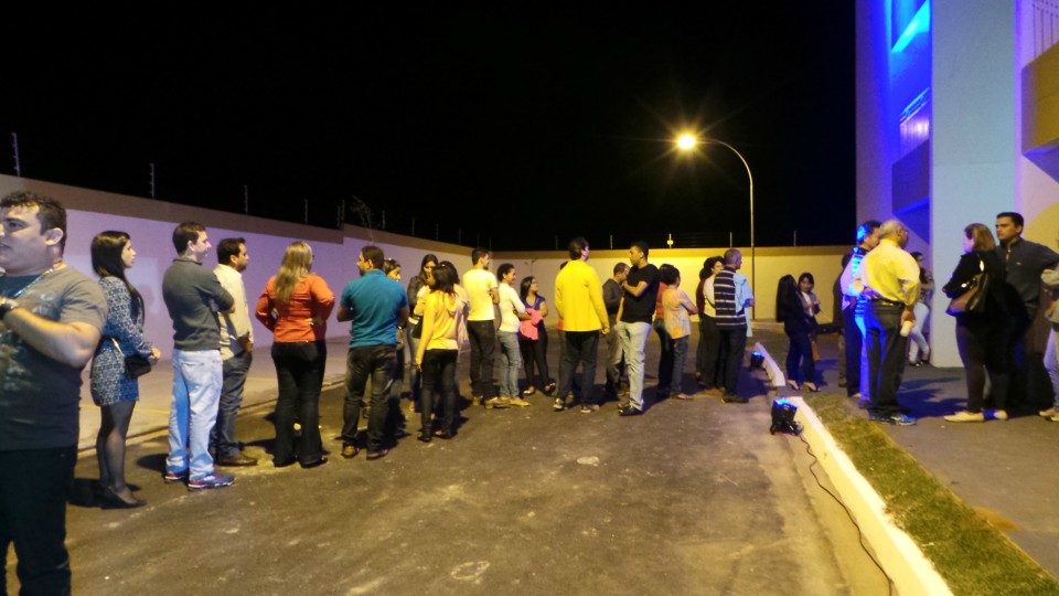 Em noite festiva 160 famílias recebem chaves do Portal da Lagoa