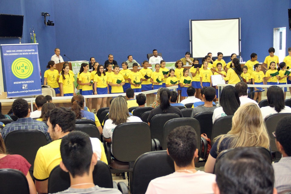 Vereadores estimulam participação de jovens na política, durante a 3ª Conferência Municipal da Juventude