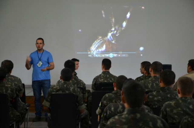 Saúde realiza palestra com os soldados do Exército Brasileiro