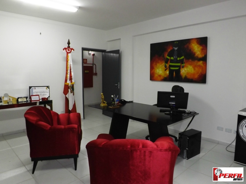 Com investimentos da Petrobras e da prefeitura bombeiros inaugura nova sede
