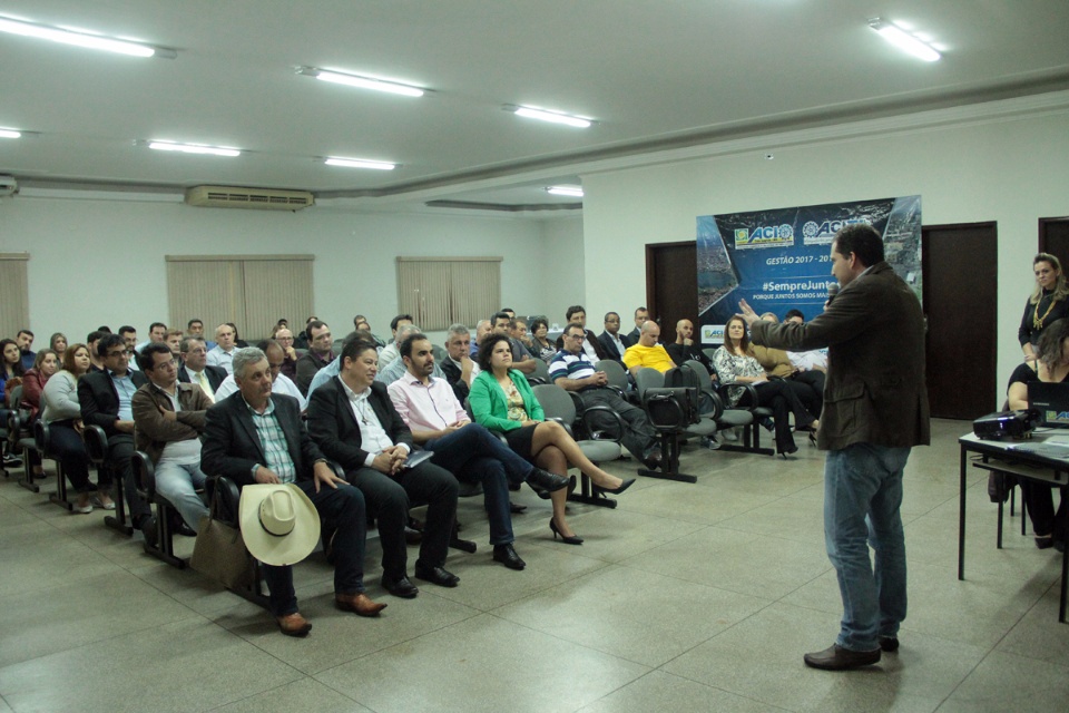 Prefeitura de Três Lagoas, ACI e SEBRAE se unem para fomentar maior participação do comércio local em licitações públicas