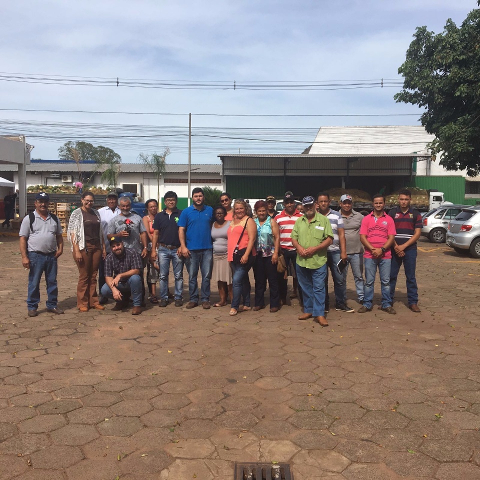 Secretário de Meio Ambiente e agricultores de Três Lagoas visitam CEASA de Campo Grande