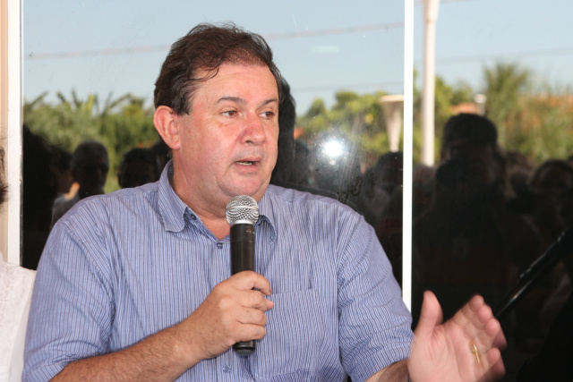 Eduardo Rocha representou a governadora em exercício Simone Tebet (Foto: Nelson Roberto)