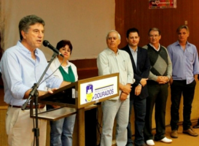 Murilo participa de posse da nova gestão do Conselho Municipal de Saúde. (Foto: Divulgação)