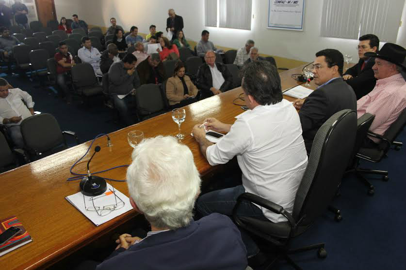 O presidente da Assomasul observa que 5.500 municípios brasileiros 