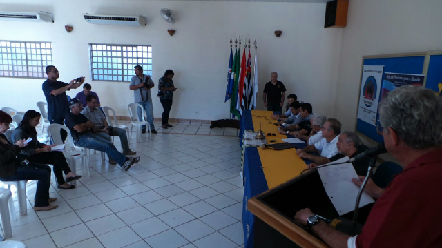 O encontro contou com a presença de vários veículos de comunicação de Três Lagoas. (Foto: Ricardo Ojeda)