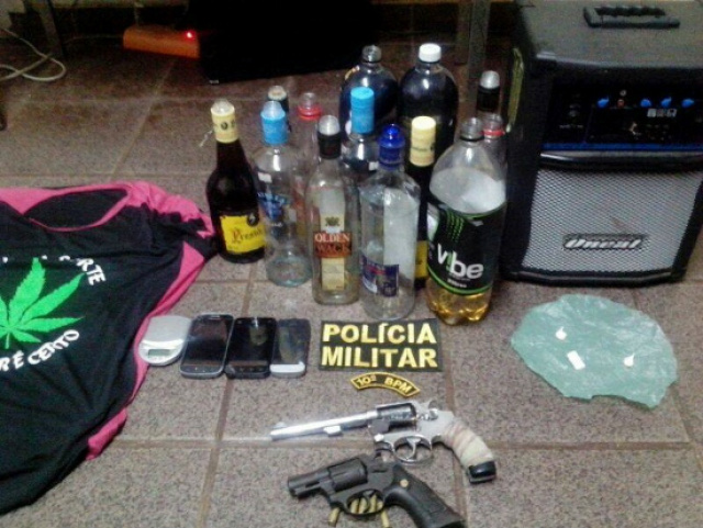 No local estaria tendo uma festa com som alto, algazarra, bebidas alcoólicas envolvendo vários adolescentes (Foto: Divulgação/PM MS)