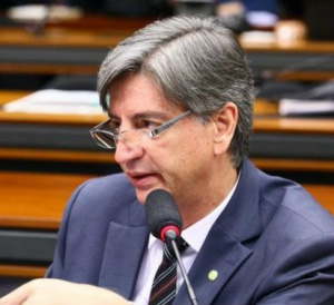 O deputado Dagoberto Nogueira é Réu da Ação Penal 917 por peculato e crimes contra o sistema financeiro (Foto: Divulgação)