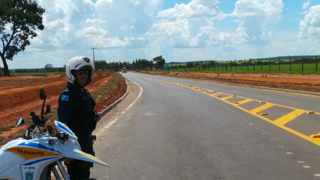 Alguns trechos da rodovia ainda estão em obras, alerta a PRE (Foto: Ricardo Ojeda)