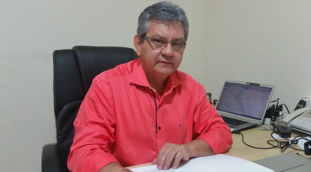 Jornalista Ricardo Ojeda, atua no segmento de comunicação há 37 anos e há 14 dirige o site Perfil News e procurou a justiça buscar reparação por publicação de sindicalista no Facebook (Foto: Tamires Tattye)