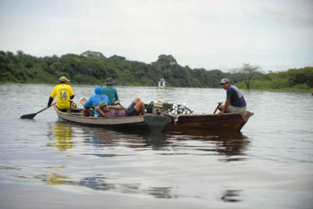 A profissão de guia de pesca é exercida informalmente por 50 mil pessoas no país (Foto: Agência Brasil)