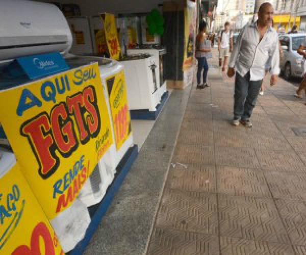Lojas aproveitaram a saída do dinheiro e fizeram inúmeras promoções para uso do FGTS - Foto: Gerson Oliveira/Correio do Estado