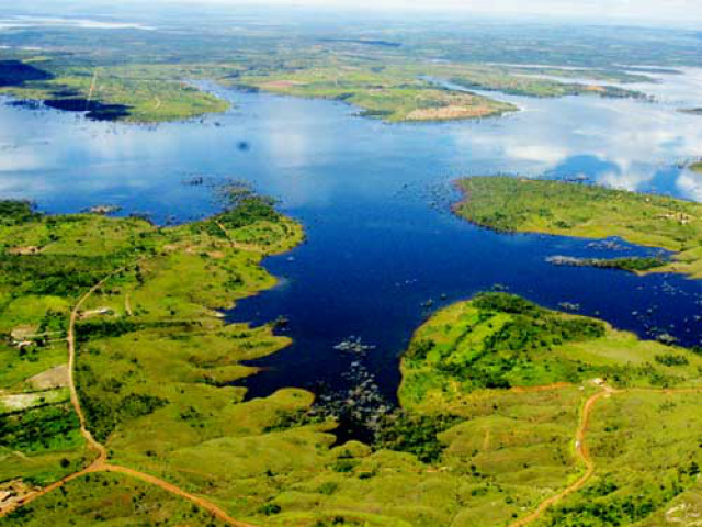  Pantanal, maior planície inundável do mundo, com 148 mil km² de extensão e uma biodiversidade ainda não completamente mapeada (Foto: Google)