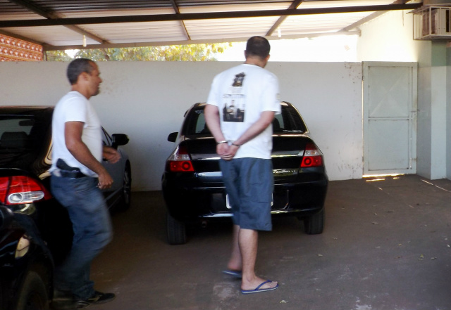 Depois de preso, Leandro foi conduzido para o Centro de Triagem de Campo Grande-MS. (Foto: Lucas Gustavo).