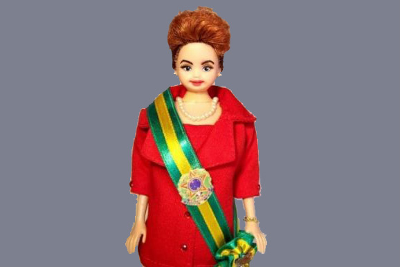 A boneca foi desenvolvida por um artista plástico do Rio de Janeiro
Foto: Bol