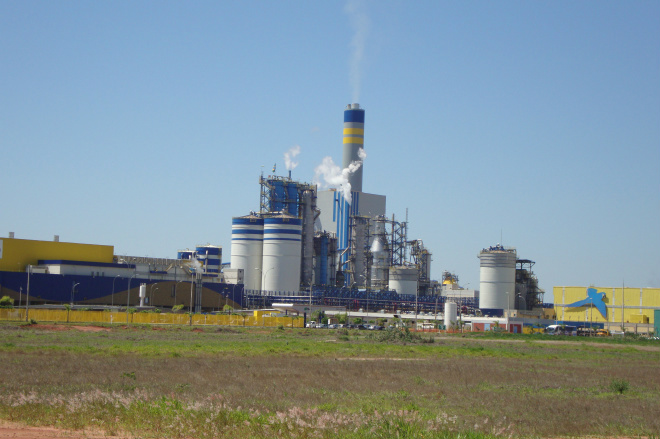 Em Três Lagoas, 344 indústrias empregam 10% da população Fibria é a maior empresa do setor industrial em operação em Três Lagoas. (foto: Arquivo/Perfil News)