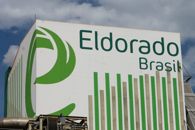 A Eldorado Brasil é uma empresa 100% nacional, controlada pelo Grupo J&F, com presença no mercado global de celulose branqueada de eucalipto (Foto: Daniela Silis) 