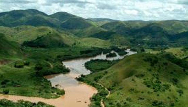 Importante no abastecimento do estado do Rio, o Paraíba do Sul tem baixo volume d'água. (Foto: Divulgação)