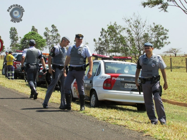 Uma força tarefa com vários órgãos policiais foi montada para  atender a ocorrência, mas até agora ninguém foi preso (Foto: Paparazzi News)