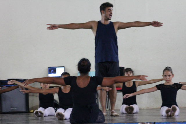 Para o Ballet Clássico há turma inicial (04 a 06 anos) e turma intermediária e avançada (06 a 25 anos). (Foto: Divulgação)