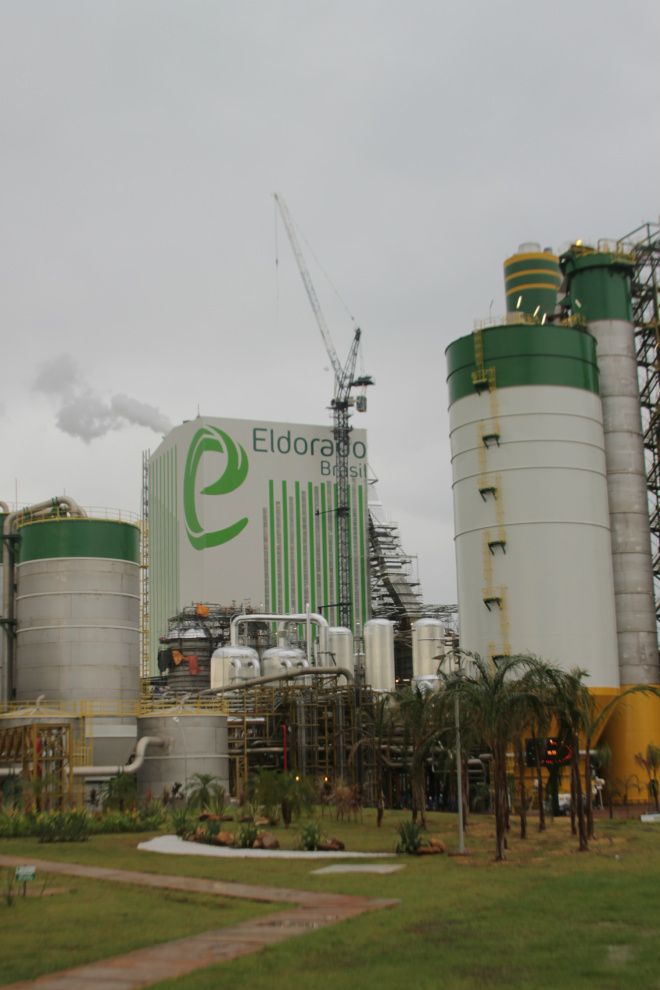 Eldorado Brasil abre as portas para a imprensa A caldeira de recuperação é a maior em atividade no mundo no segmento de celulose e foi fornecida pela Metso, empresa finlandesa (Foto: Ricardo Ojeda)