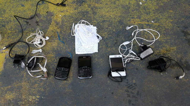 Parte de objetos encontrados durante revista em Presídio de Segurança Média de Três Lagoas (Foto: Assessoria) 