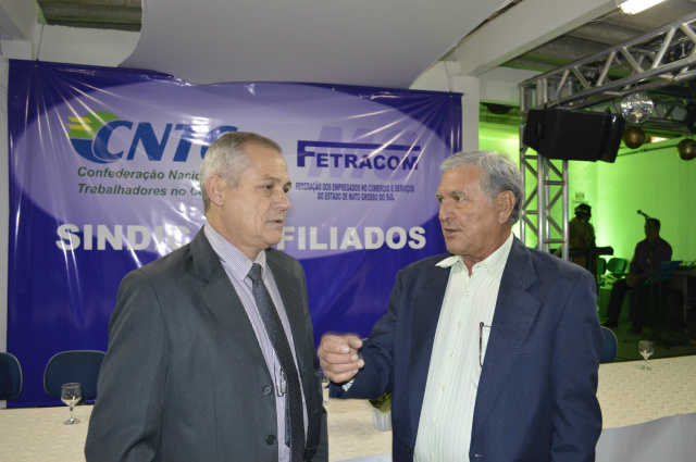 Pedro Lima, presidente da Fetracom/MS, e Idelmar da Mota Lima, presidente diretor da CNTC, durante reunião da CNTC em Brasília (Foto: Assessoria) 