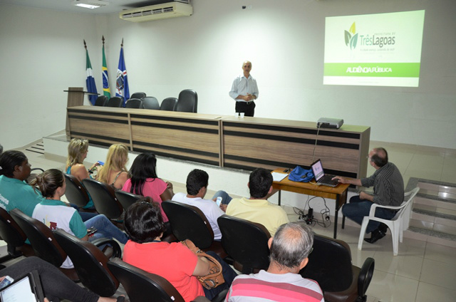 A audiência pública aconteceu hoje de manhã, no plenarinho da Câmara Municipal (Foto: Divulgação)