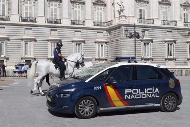 Espanha mantém nível 4 de alerta ao terrorismo e reforça segurança em zonas turísticas (J. J. Guillén/ Agência EFE)