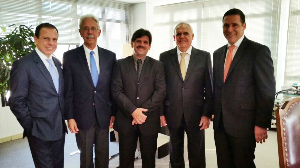 Presidente de Conselho da Abigraf Nacional articula missão de MS a Congresso no RJ O presidente do Conselho Diretivo da Abigraf Nacional, Julião Flaves Gaúna, que também preside o Sindigraf/MS e a Abigraf/MS, está articulando a realização de uma missão empresarial de Mato Grosso do Sul para participar da 16ª edição do Congresso Brasileiro da Indústria Gráfica. (Foto: Assessoria)