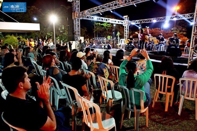 Dezoito apresentações culturais foram mostradas a aproximadamente 370 pessoas que prestigiaram o evento na Biblioteca Municipal “Rosário Congro” (Foto/Assessoria)