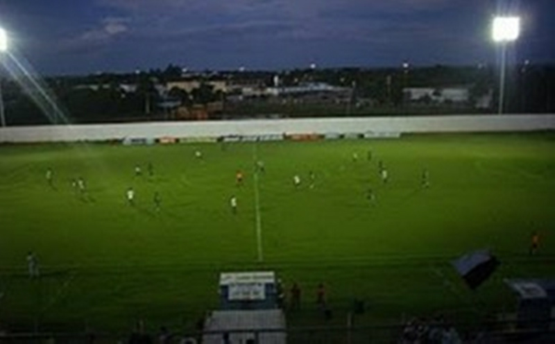 Estádio Madrugadão: a TV Morena já transmitiu vários jogos do Misto, originando imagens de Três Lagoas (Foto: G1 MS)