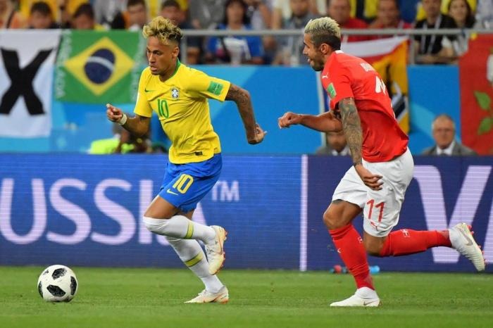 Neymar teve uma atuação apagada na estreia brasileira na Rússia