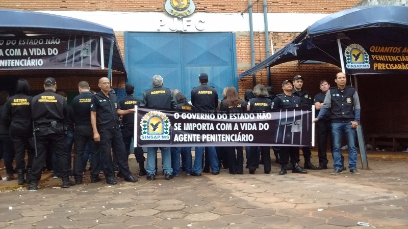 Por melhores condições de trabalho, agentes penitenciários paralisam atividades em MS (Foto: Divulgação/Sinsap/MS).
