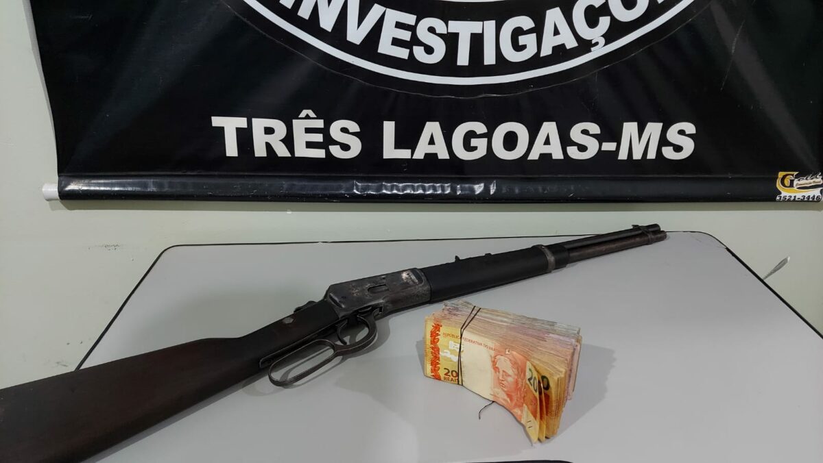 Em Três Lagoas, caixa de padaria é preso por porte ilegal de arma de fogo Em Três Lagoas, caixa de padaria é preso por porte ilegal de arma de fogo