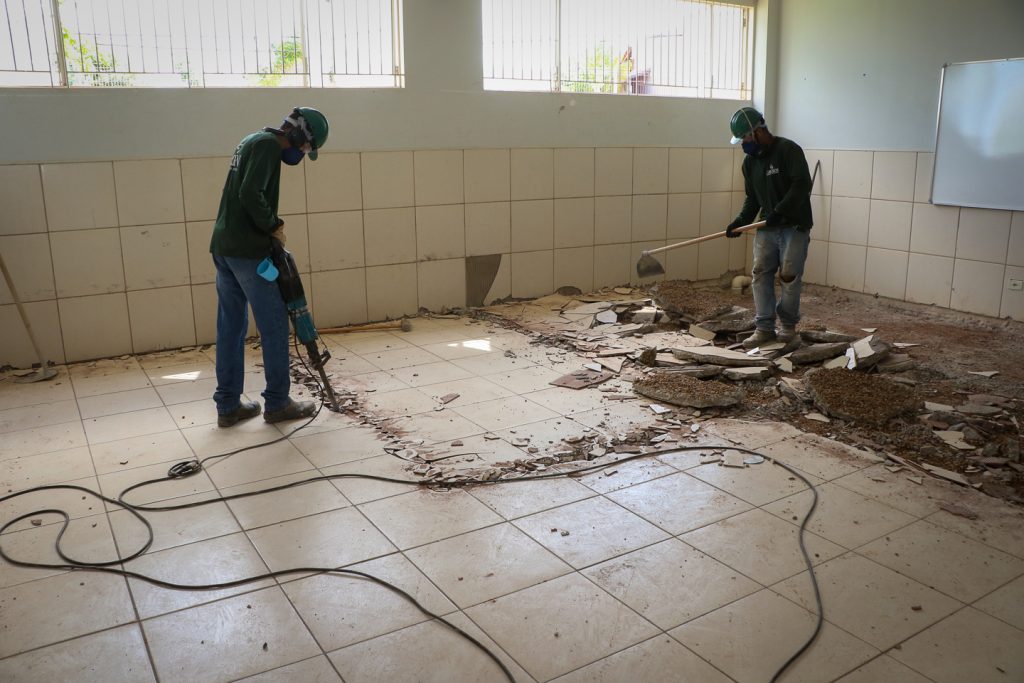 Em Três Lagoas, escolas e CEIs recebem obras de melhorias na infraestrutura para retorno do ano letivo