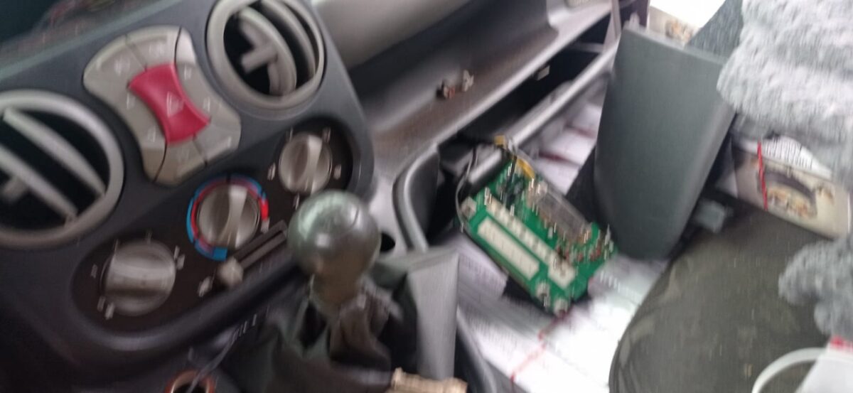 Polícia apreende cigarro contrabandeado em Brasilândia