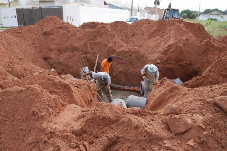 Na presença de várias autoridades Guerreiro anuncia pacote de obras de macrodrenagem em Três Lagoas