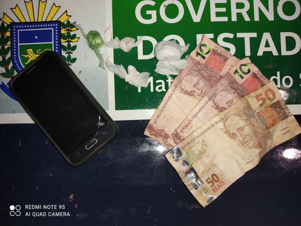 PM de Ribas do Rio Pardo prendem homem por tráfico