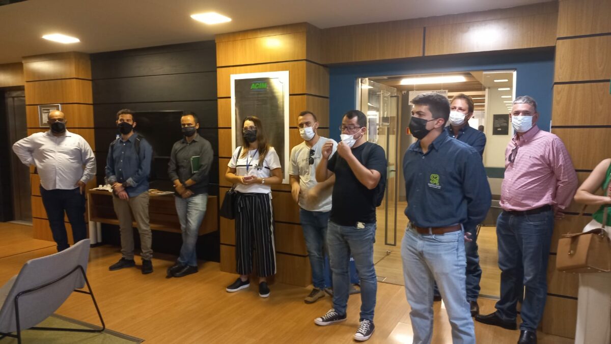 Aliança de Entidades é recepcionada na ACIM de Maringá Aliança de Entidades é recepcionada na ACIM de Maringá