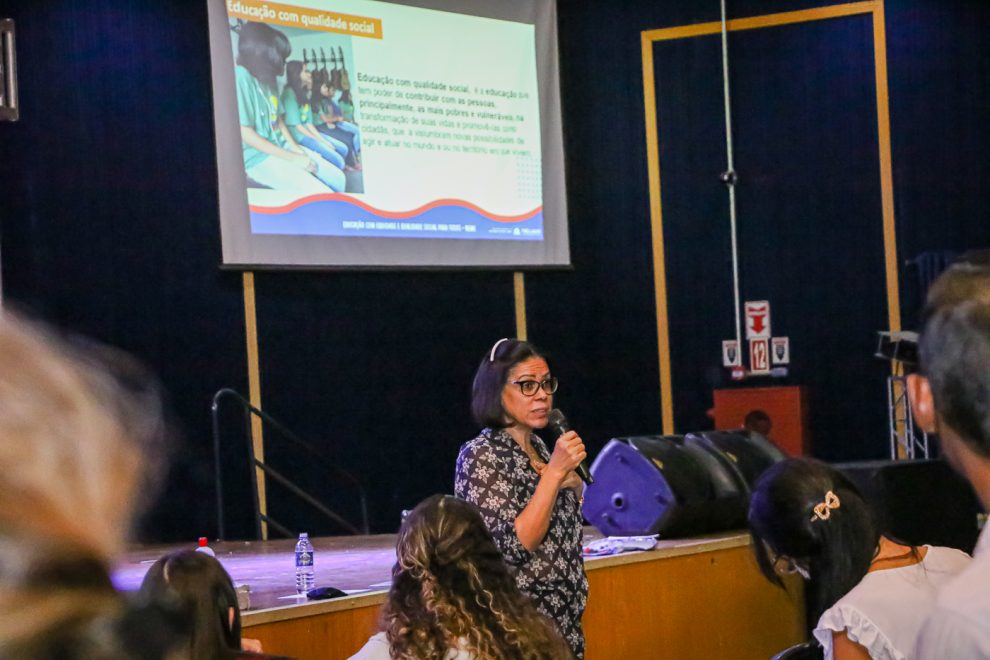 REME promove 1ª Formação Administrativa e Pedagógica para Gestores deste ano REME promove 1ª Formação Administrativa e Pedagógica para Gestores deste ano