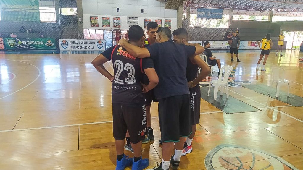 Três Lagoas vence Seletiva Estadual de Basquete e representará MS na fase nacional Três Lagoas vence Seletiva Estadual de Basquete e representará MS na fase nacional