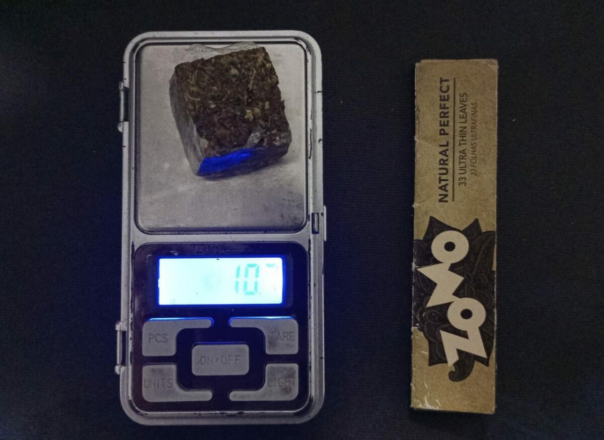 Em Três Lagoas, Operação Saturação aborda 72 pessoas, prende quatro e recupera dois veículos furtados