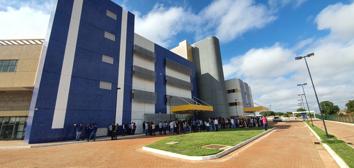 Chaves do Hospital Regional são entregues ao diretor do Instituto Acqua Chaves do Hospital Regional são entregues ao diretor do Instituto Acqua